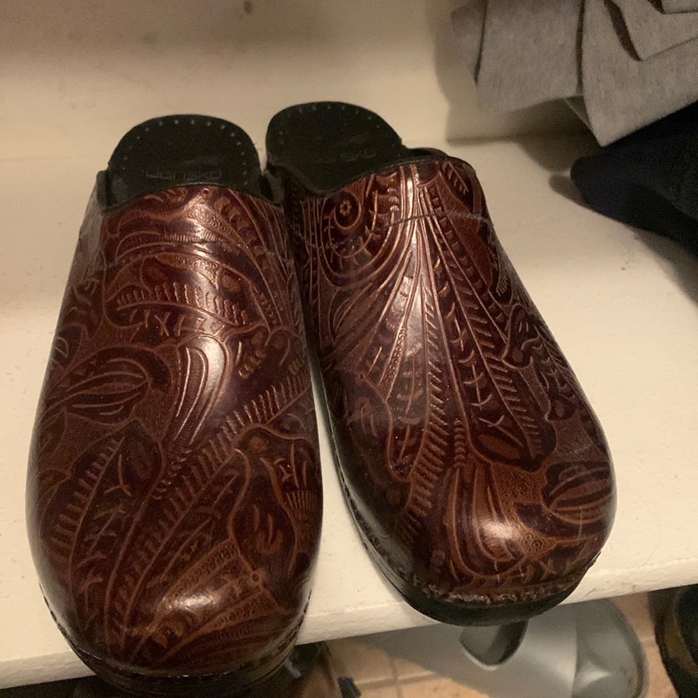 Barely worn Dansko mules